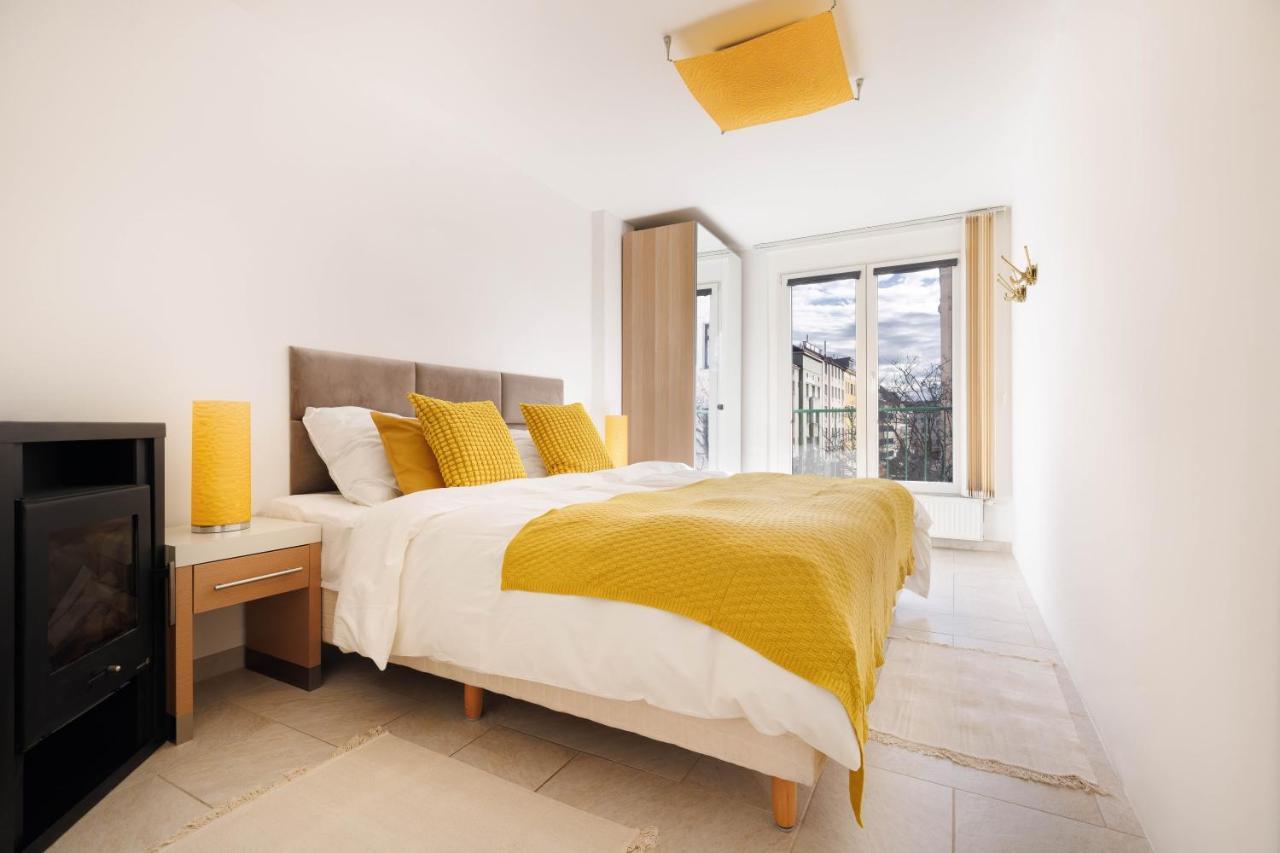 Bright & Cozy 3 Room Apartment Near Everything Wina Bagian luar foto