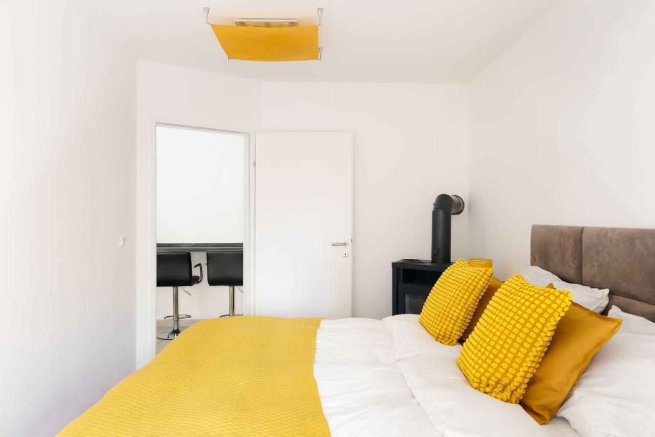 Bright & Cozy 3 Room Apartment Near Everything Wina Bagian luar foto